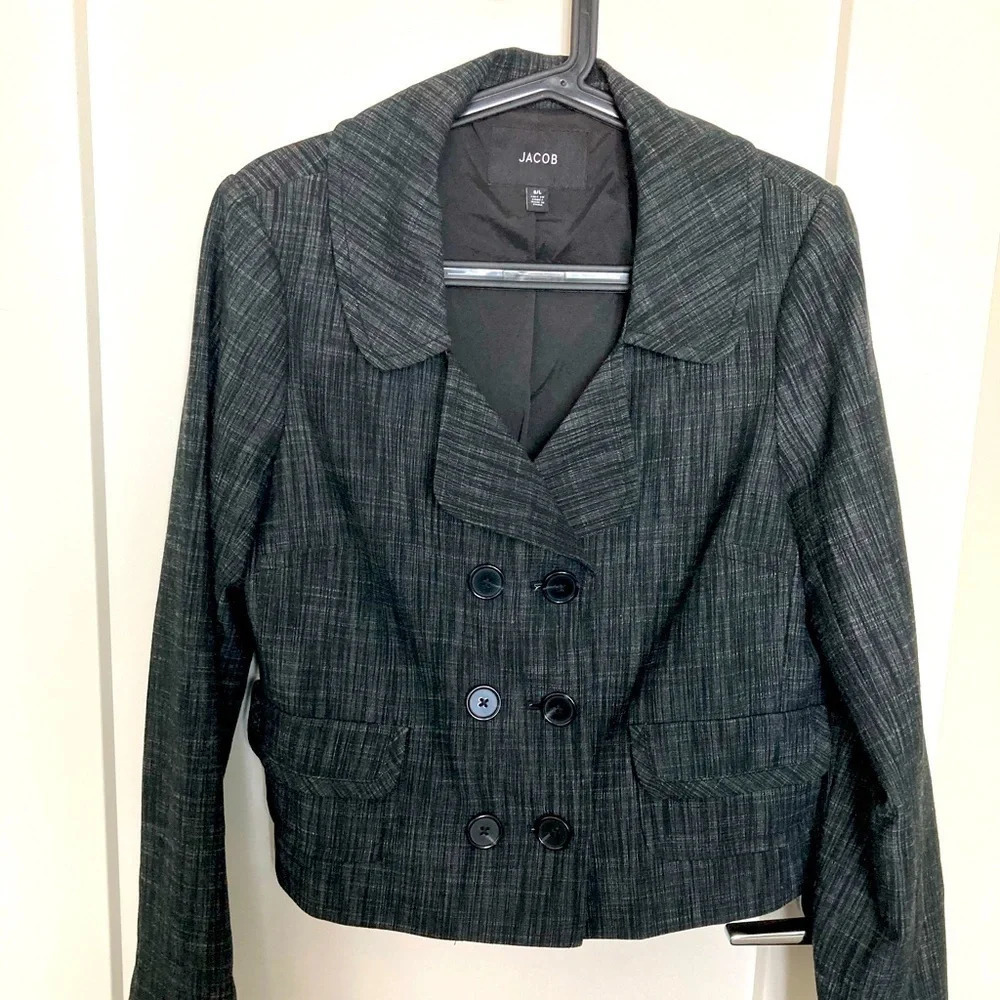 JACOB Sz L Short Cropped Business Career Wear or Casual Jacket Blazer